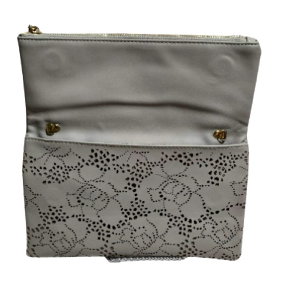 Urban Expressions Gray Vegan Leather Foldable Clutch, No Chain, Clutch Only - Picture 3 of 6
